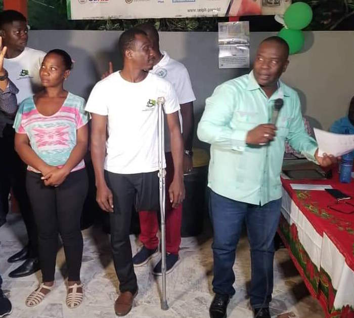 La commune des Cayes Jacmel reçoit les personnes handicapées pour les Fêtes de fin d’année